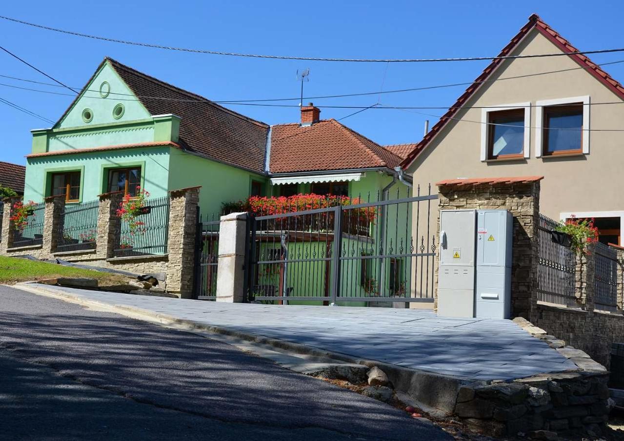 Apartmany Lukovske Domecky Lukov  Exterior photo